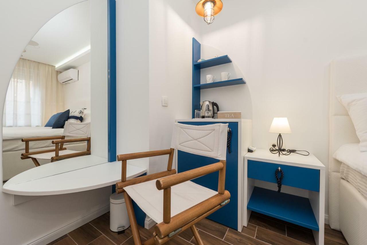 Blue Old Navy Rooms - Ae1094 Zadar Dış mekan fotoğraf